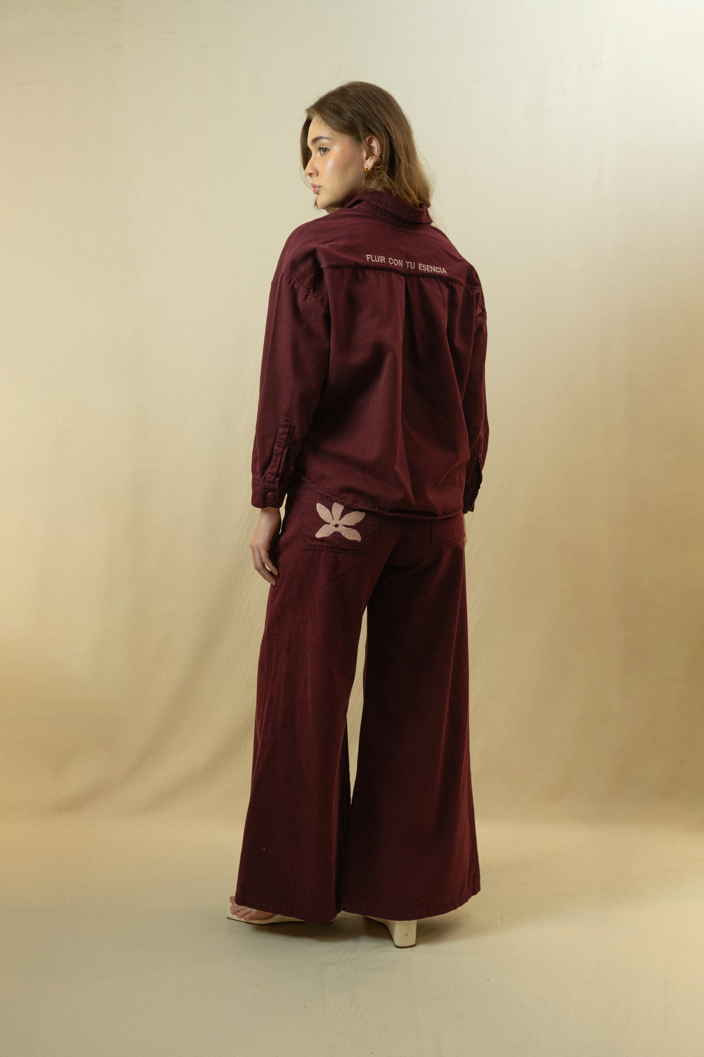 Camisa Fluir con tu Esencia Borgoña