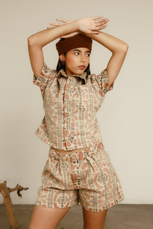 Short Camuflaje Escarabajo