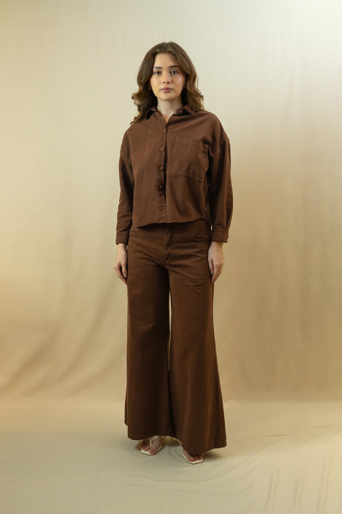 Camisa Fluir con tu Esencia Café