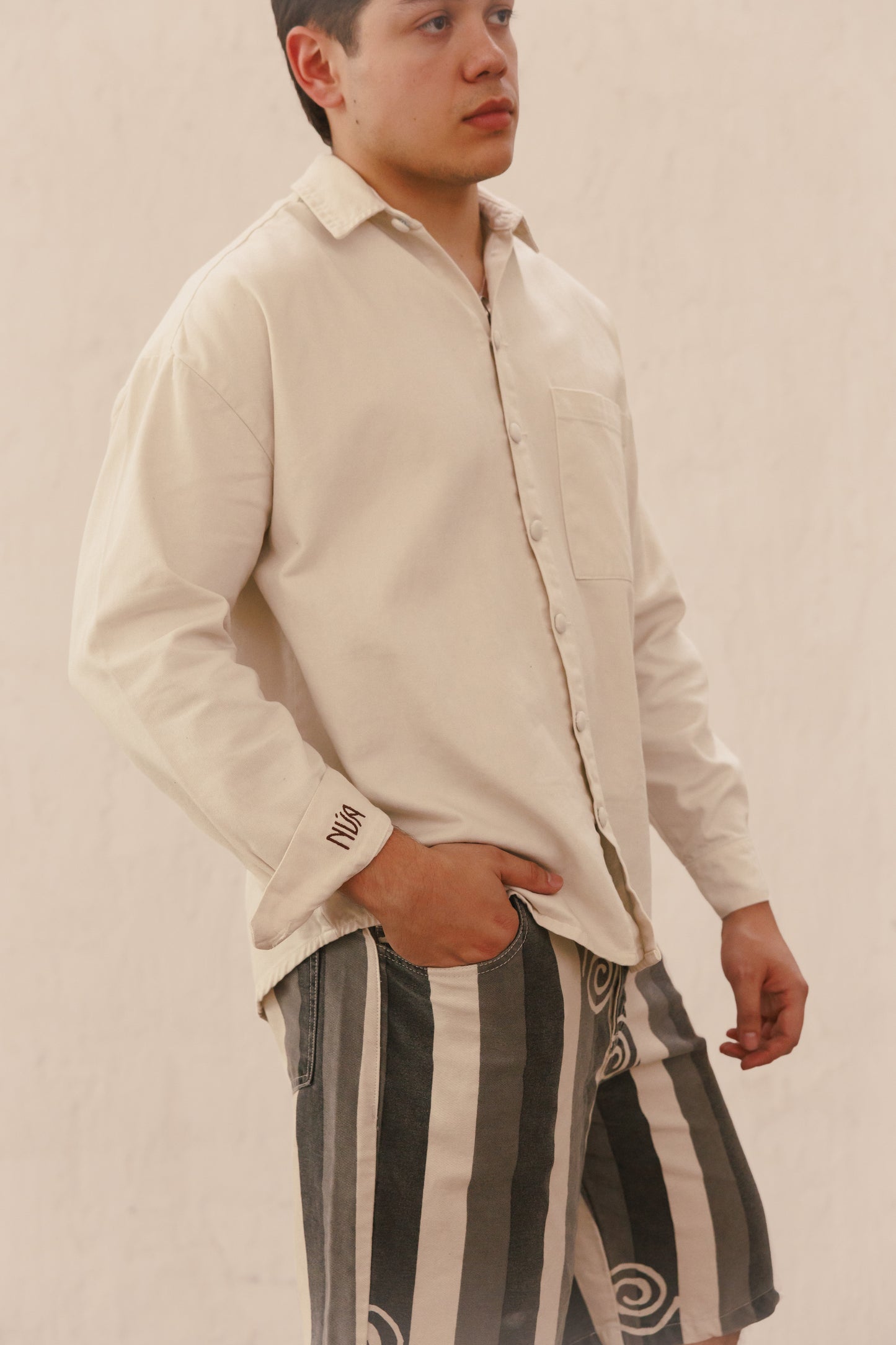 Camisa Fluir con tu Esencia Unisex crema