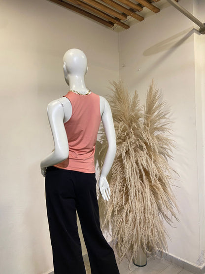 Básica cuello redondo larga coral